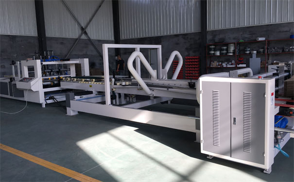 全自動(dòng)粘箱機(jī)